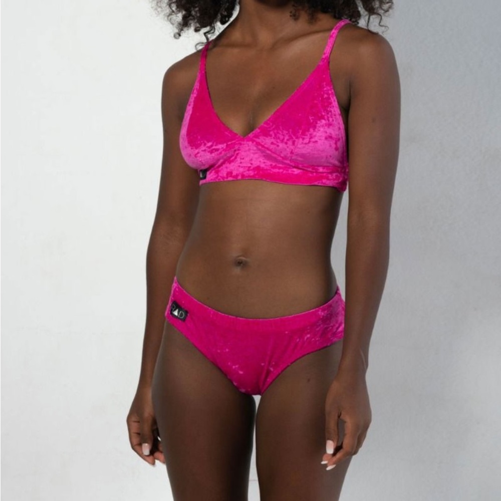 RAD Polewear Peru Velvet Pole Short Fuschia Pink Pole Bottom Size Medium